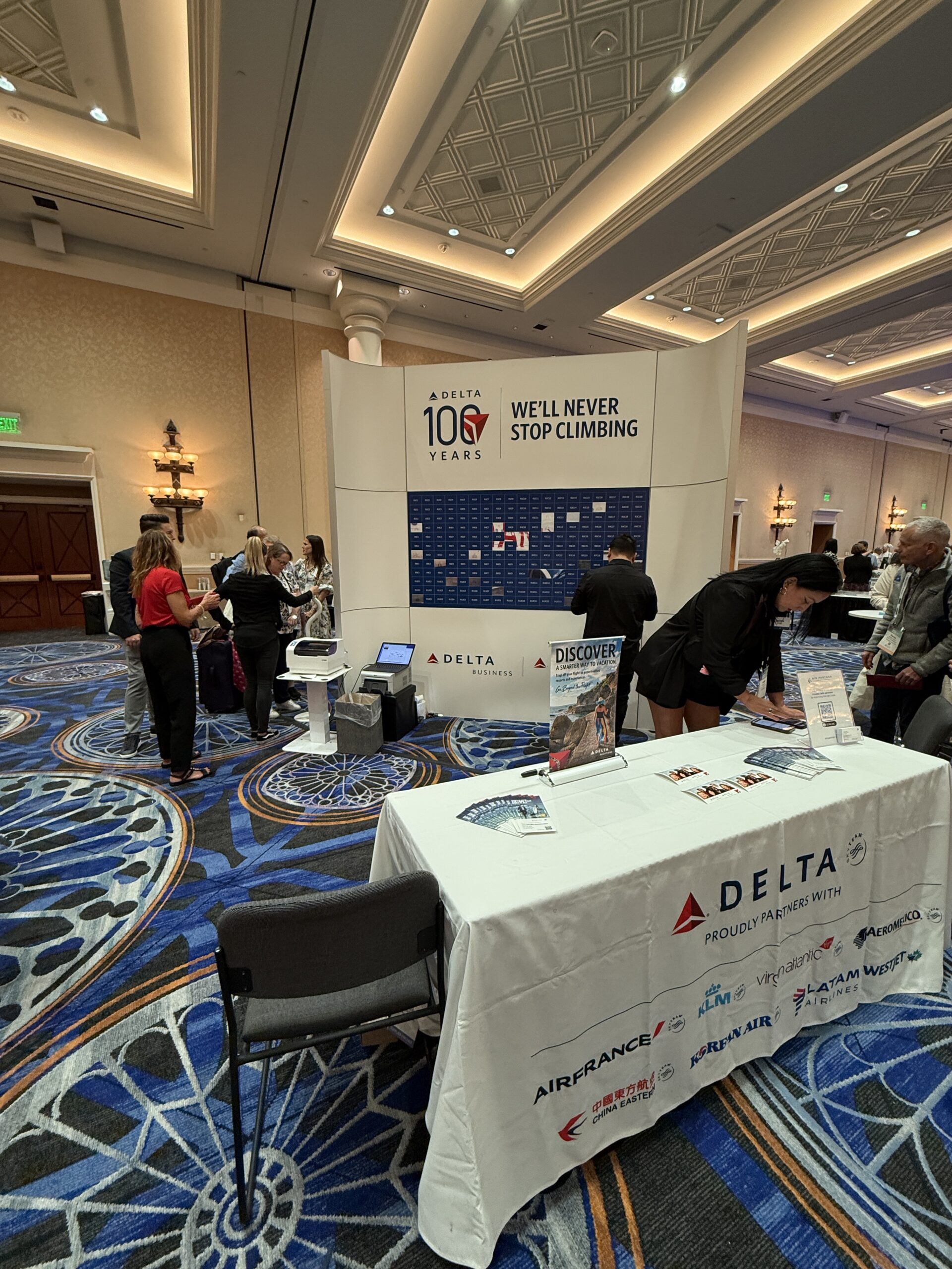 TRADESHOW PHOTO BOOTH RENTAL