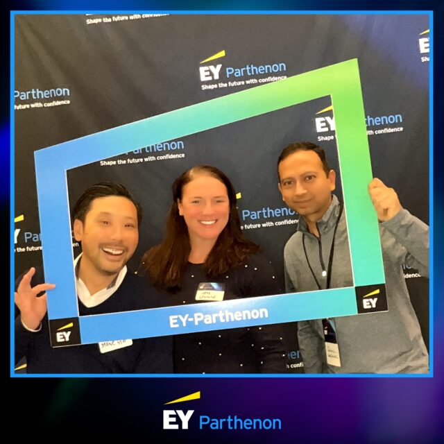 EY ROAMER – NY (EVENING)