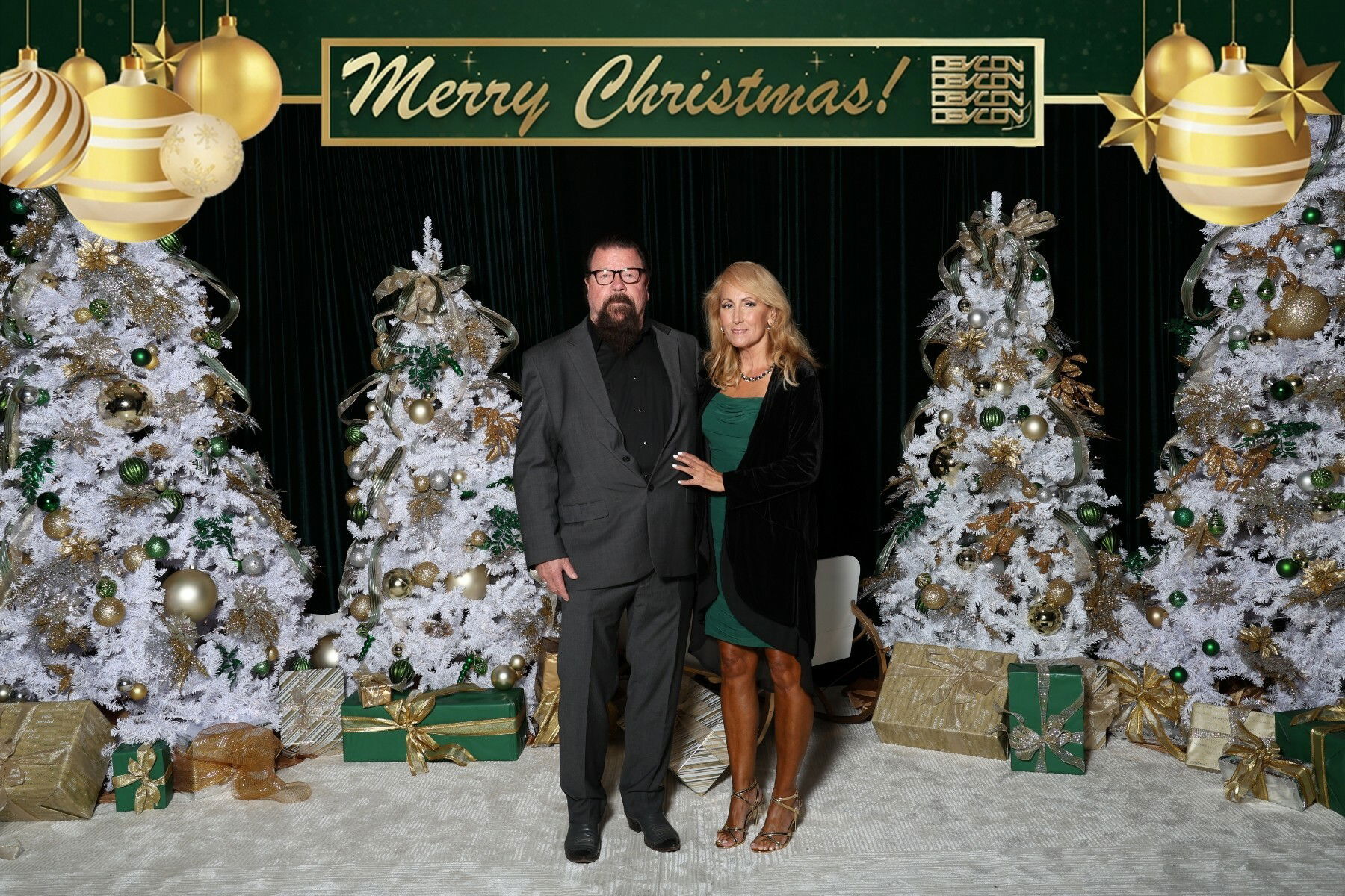 DEVCON CHRISTMAS CORNER