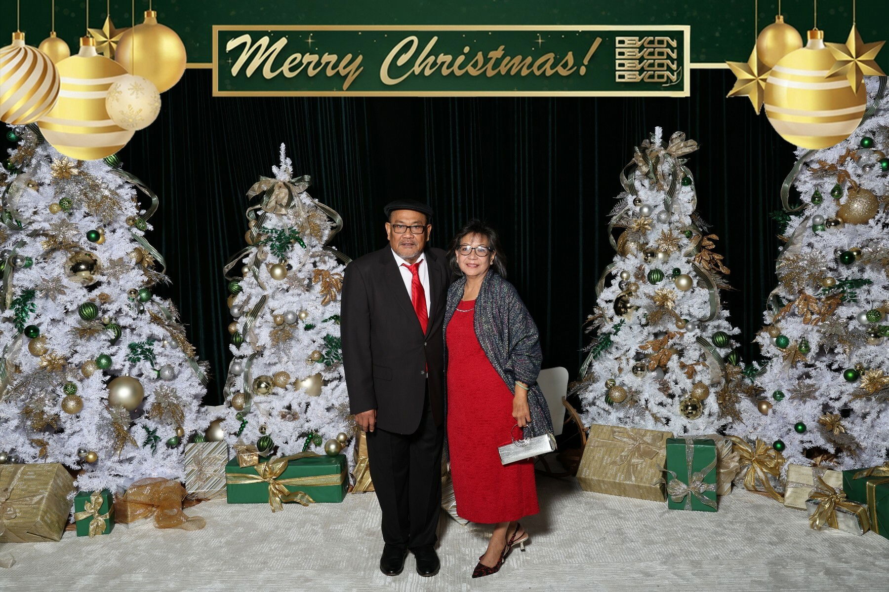 DEVCON CHRISTMAS CORNER