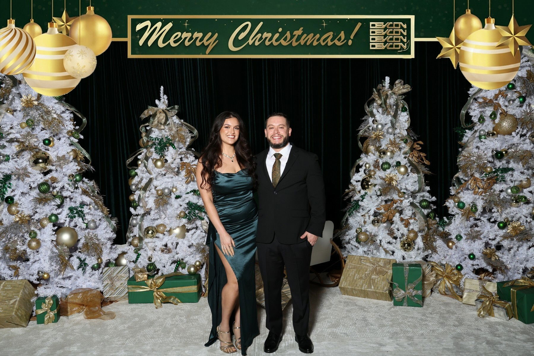 DEVCON CHRISTMAS CORNER