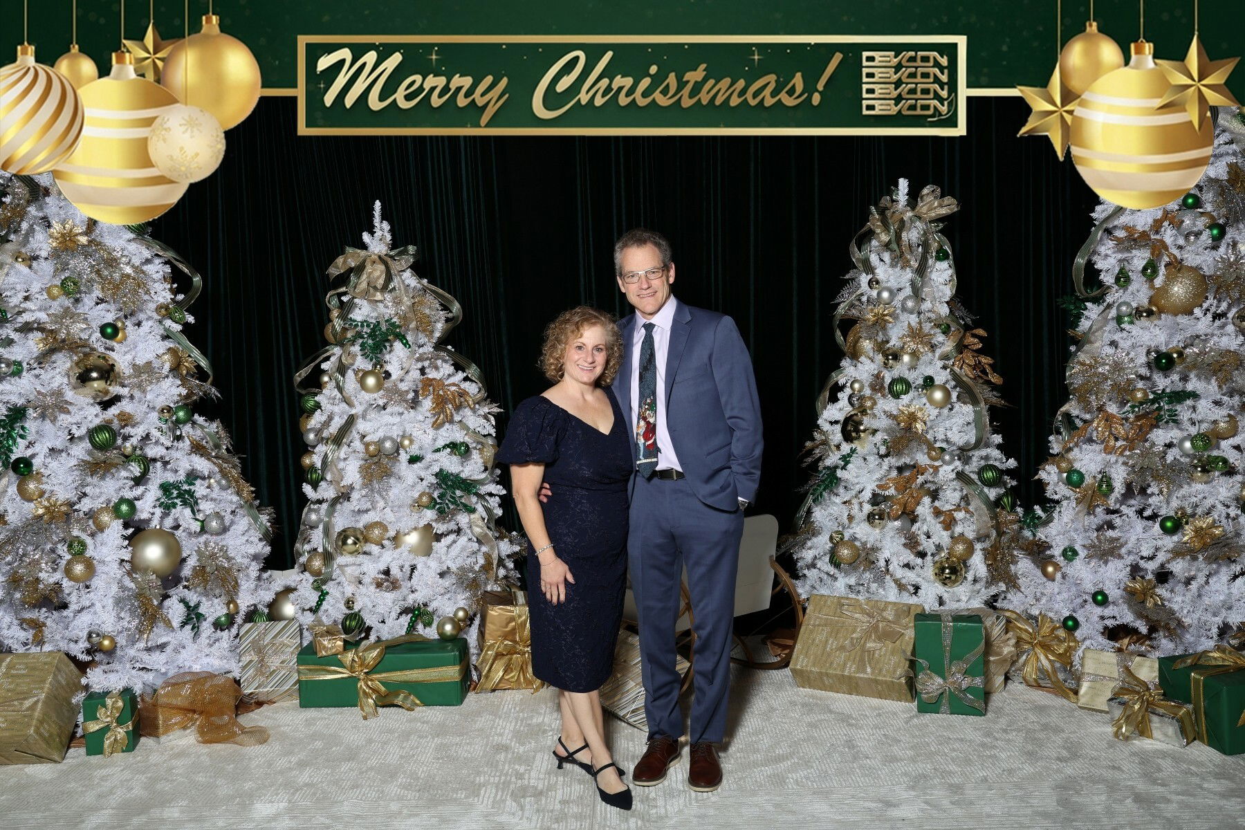 DEVCON CHRISTMAS CORNER