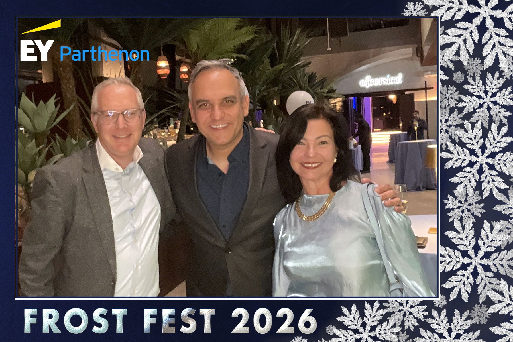 EY ROAMING PHOTOBOOTH