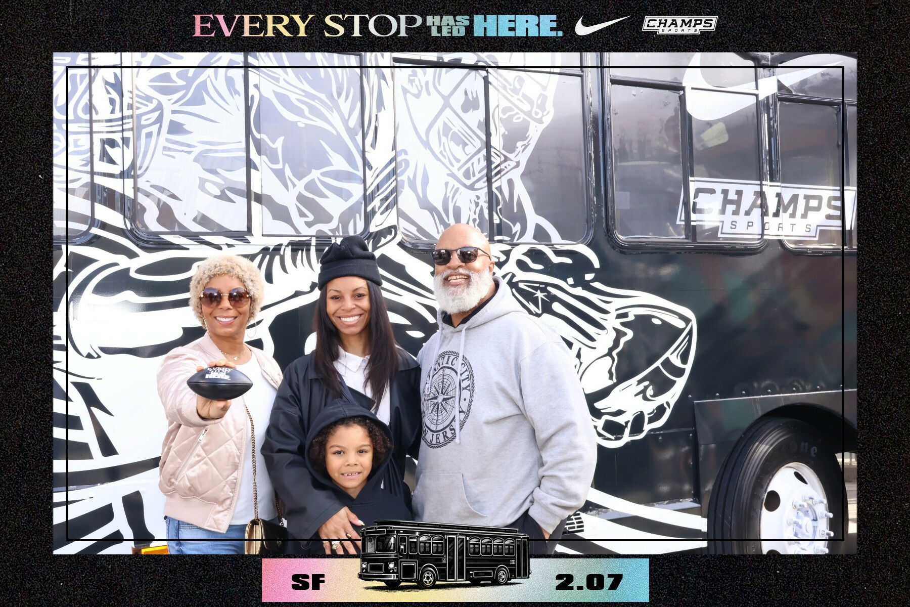 NIKE SUPER BOWL MOBILE