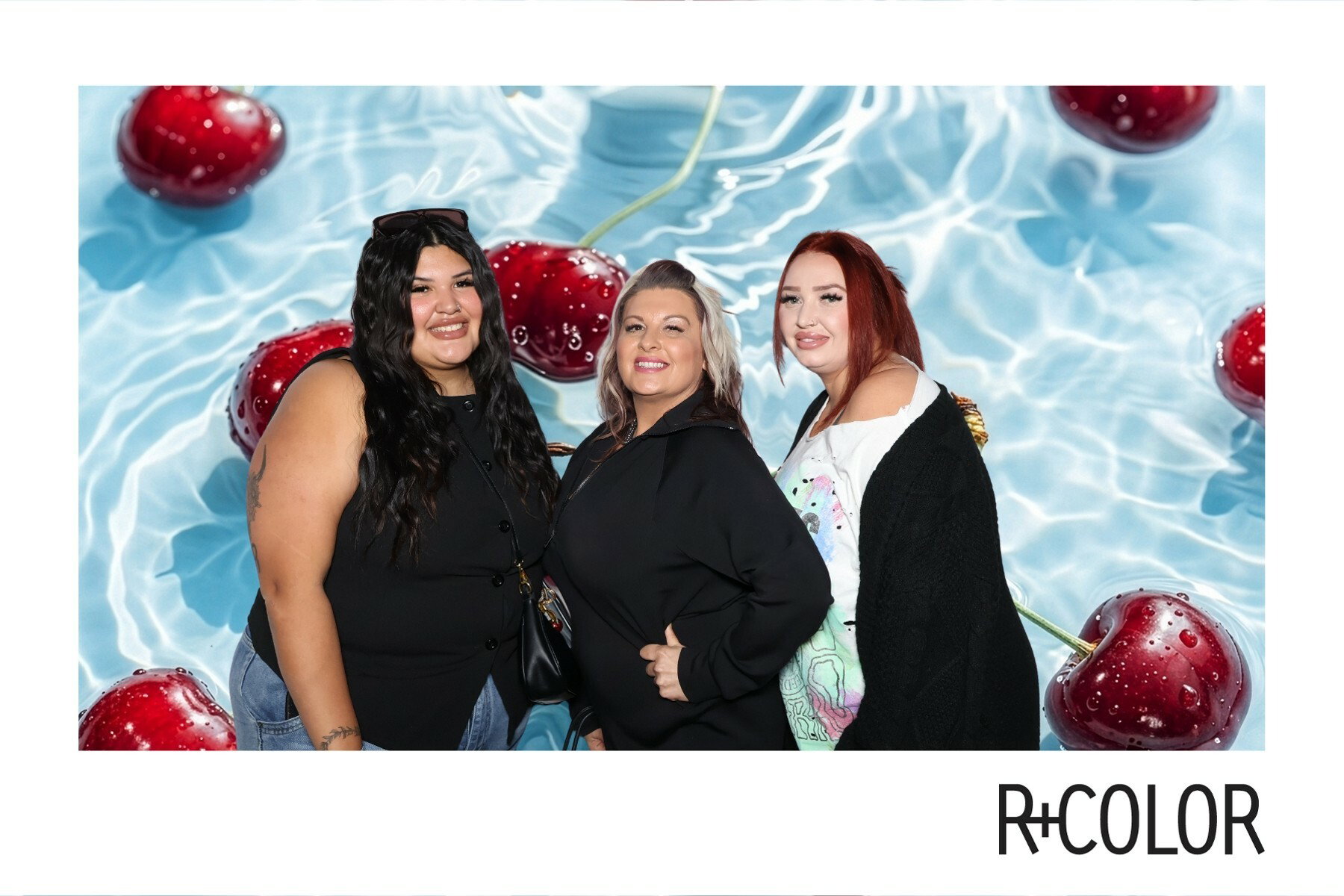 THE R+COLOR COLLECTIVE ON TOUR