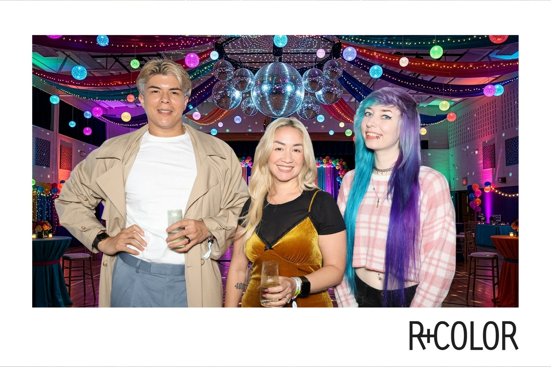 THE R+COLOR COLLECTIVE ON TOUR