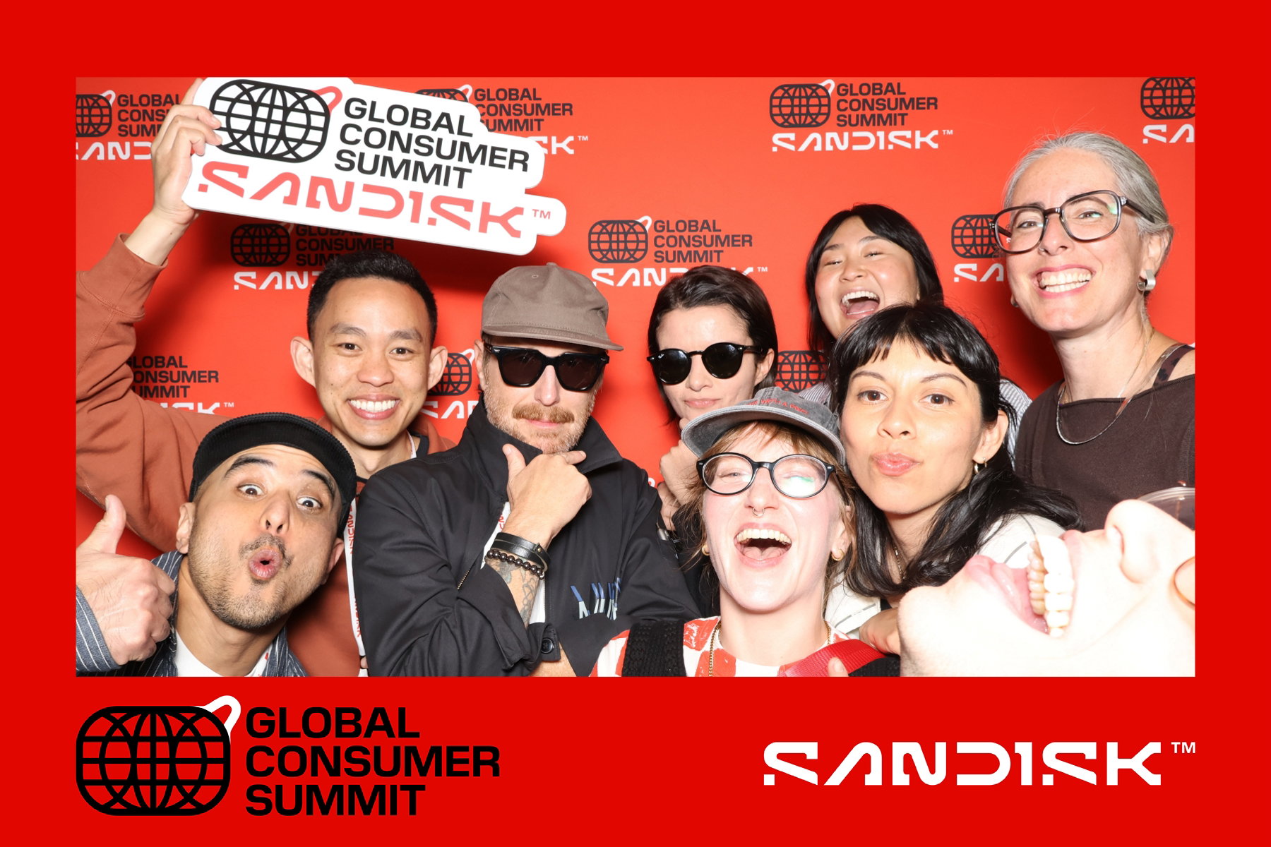 SANDISK BOOTH 2