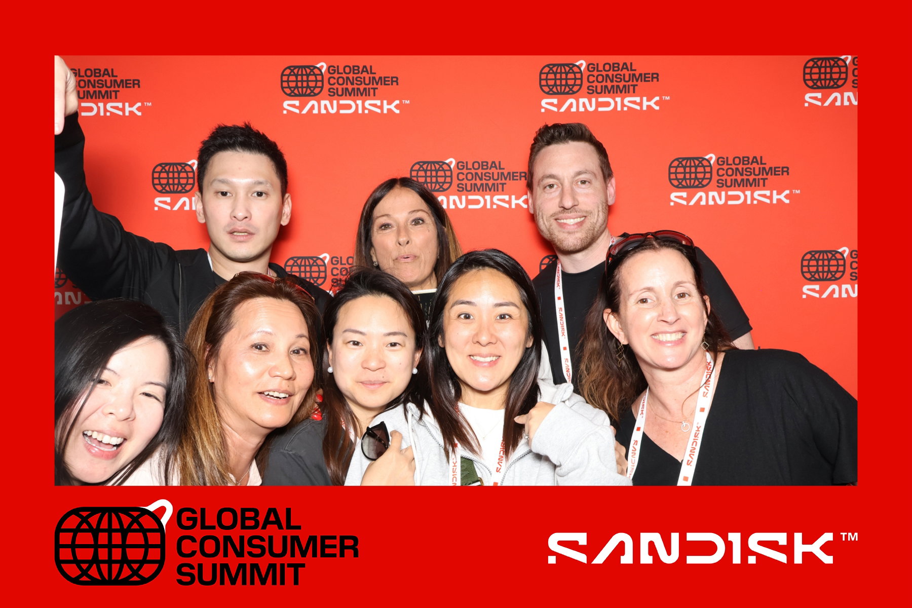 SANDISK BOOTH 2