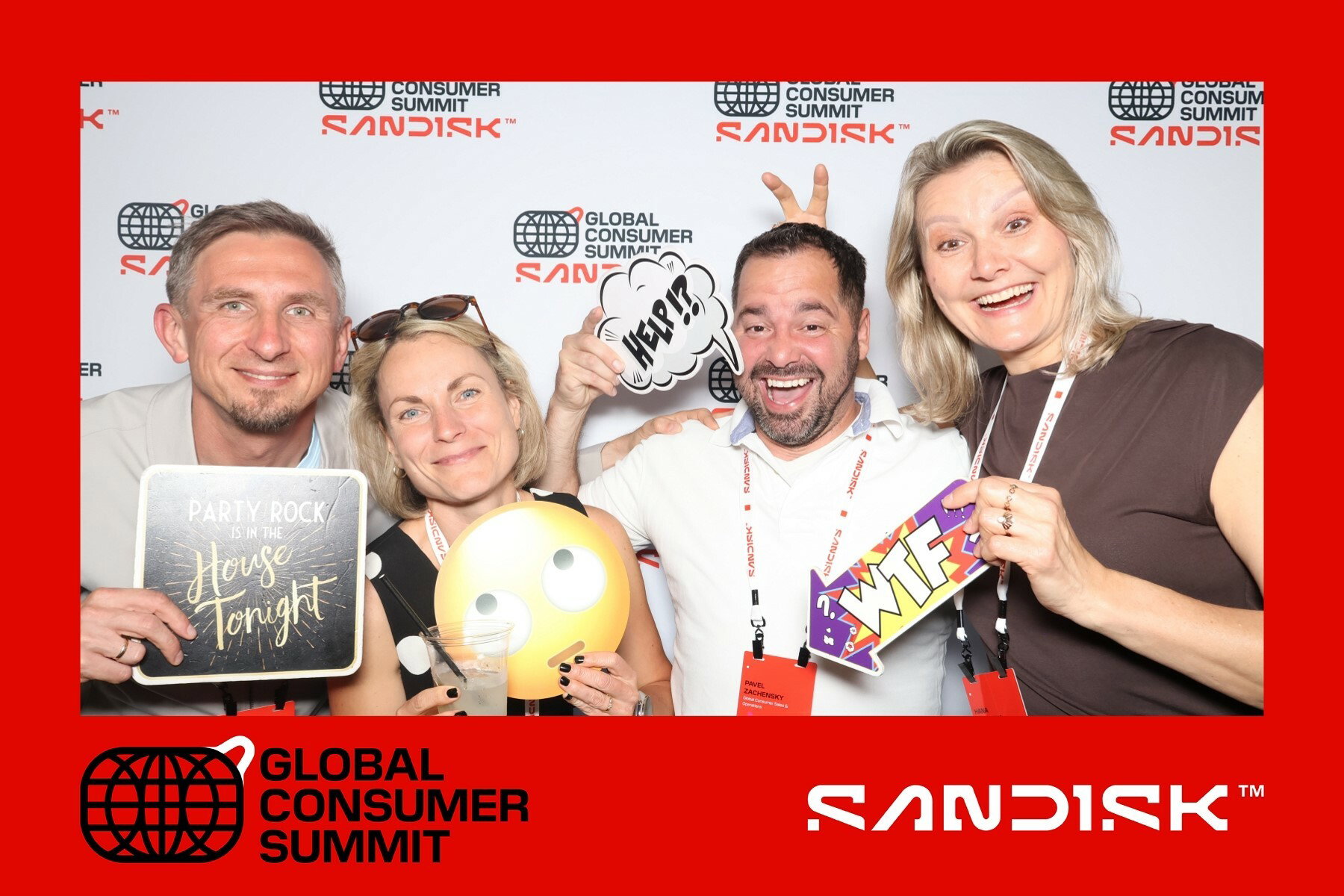 SANDISK BOOTH 1