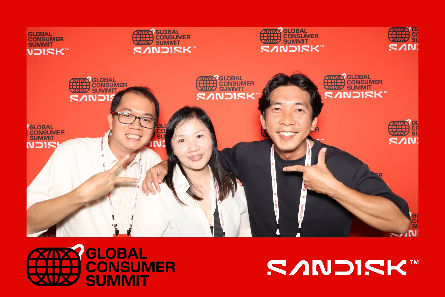 SANDISK BOOTH 2