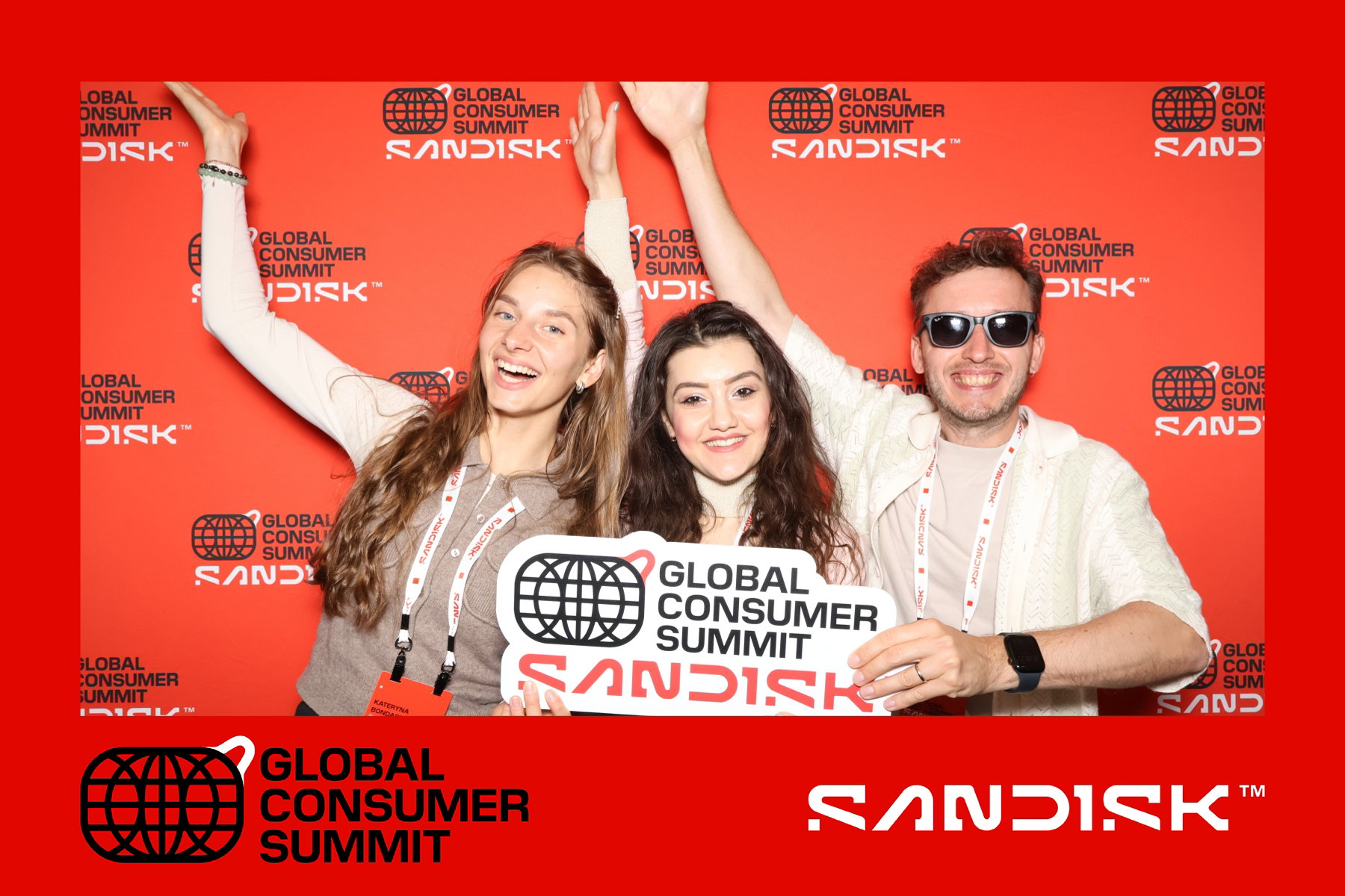 SANDISK BOOTH 2