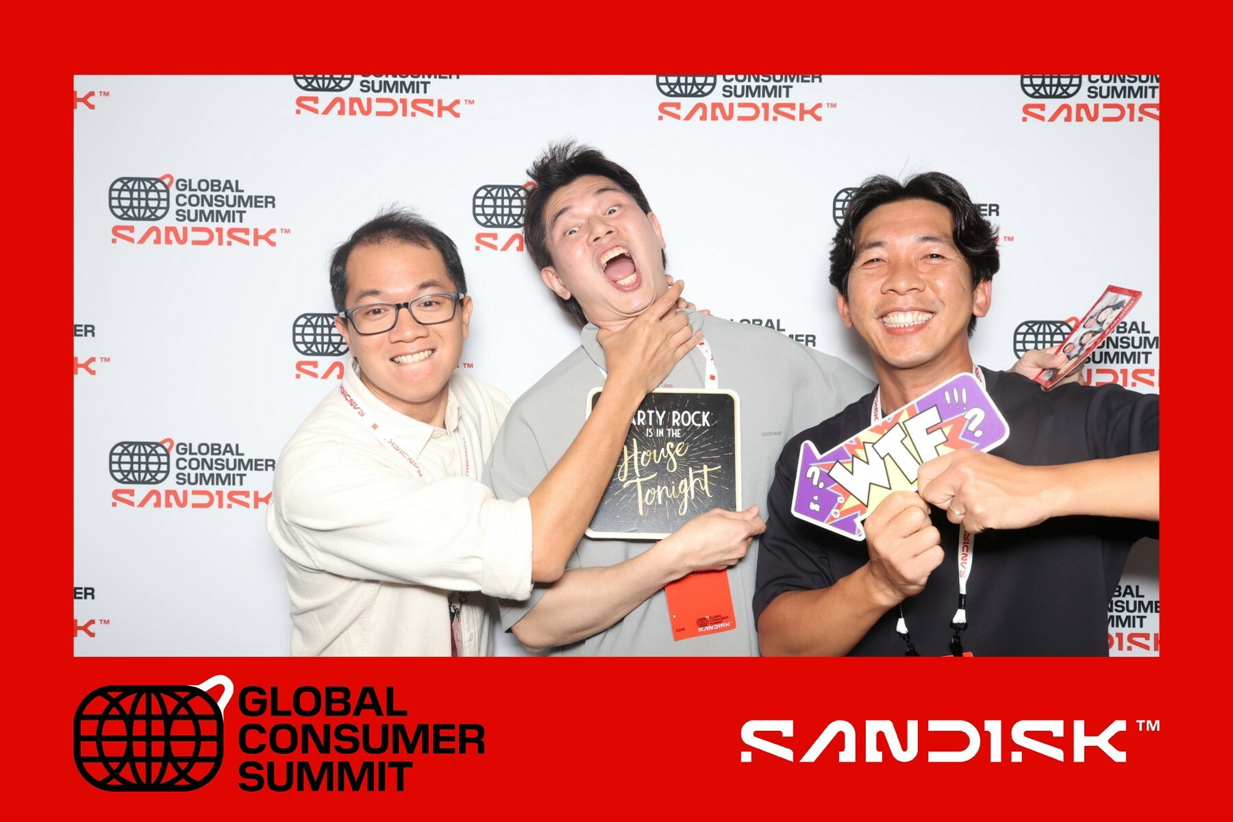 SANDISK BOOTH 1
